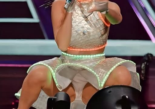 Katy Perry More Zoom Photos